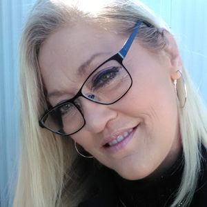 Meet your Posher, Gina